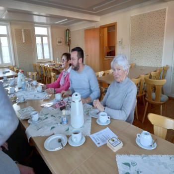 Senioren Wanderung um Dettingen